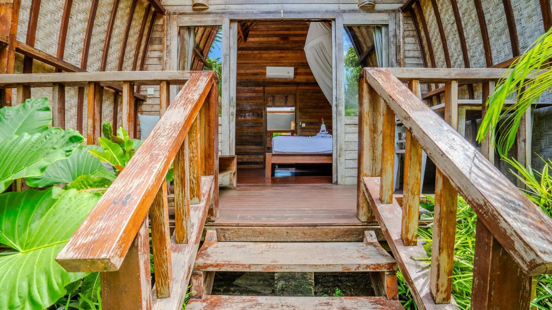Lumbung Bukit Resort Uluwatu 3*,